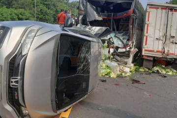 Tabrakan Beruntun di Tol Purbaleunyi 11 Nov